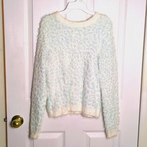 Wonder Nation XL Junior (14-16) Pale blue and White fuzzy sweater